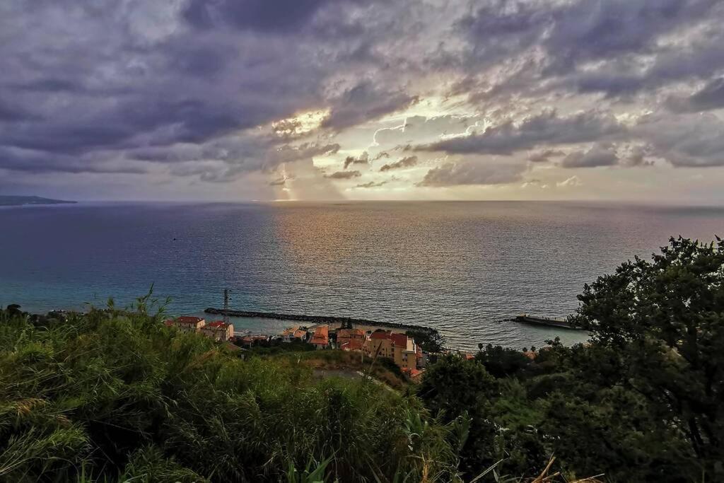 Relax On The Sea Villa Pizzo  Luaran gambar